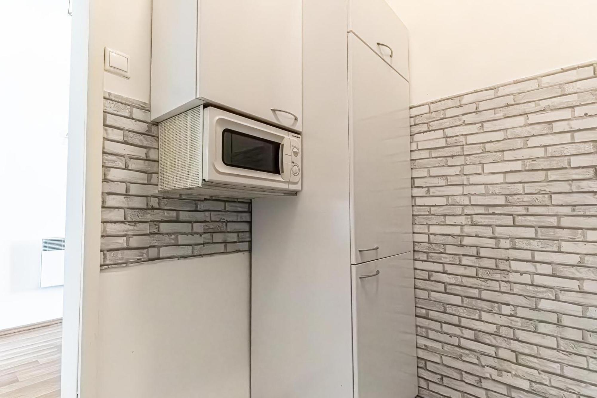 Explore Vienna: 1Br Retreat Near Westbahnhof Exterior foto
